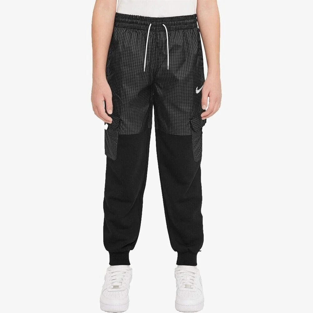 Nike Outdoor Play Older Kids' Loose Trousers Size XL Tracksuit Bottoms Trackpant
